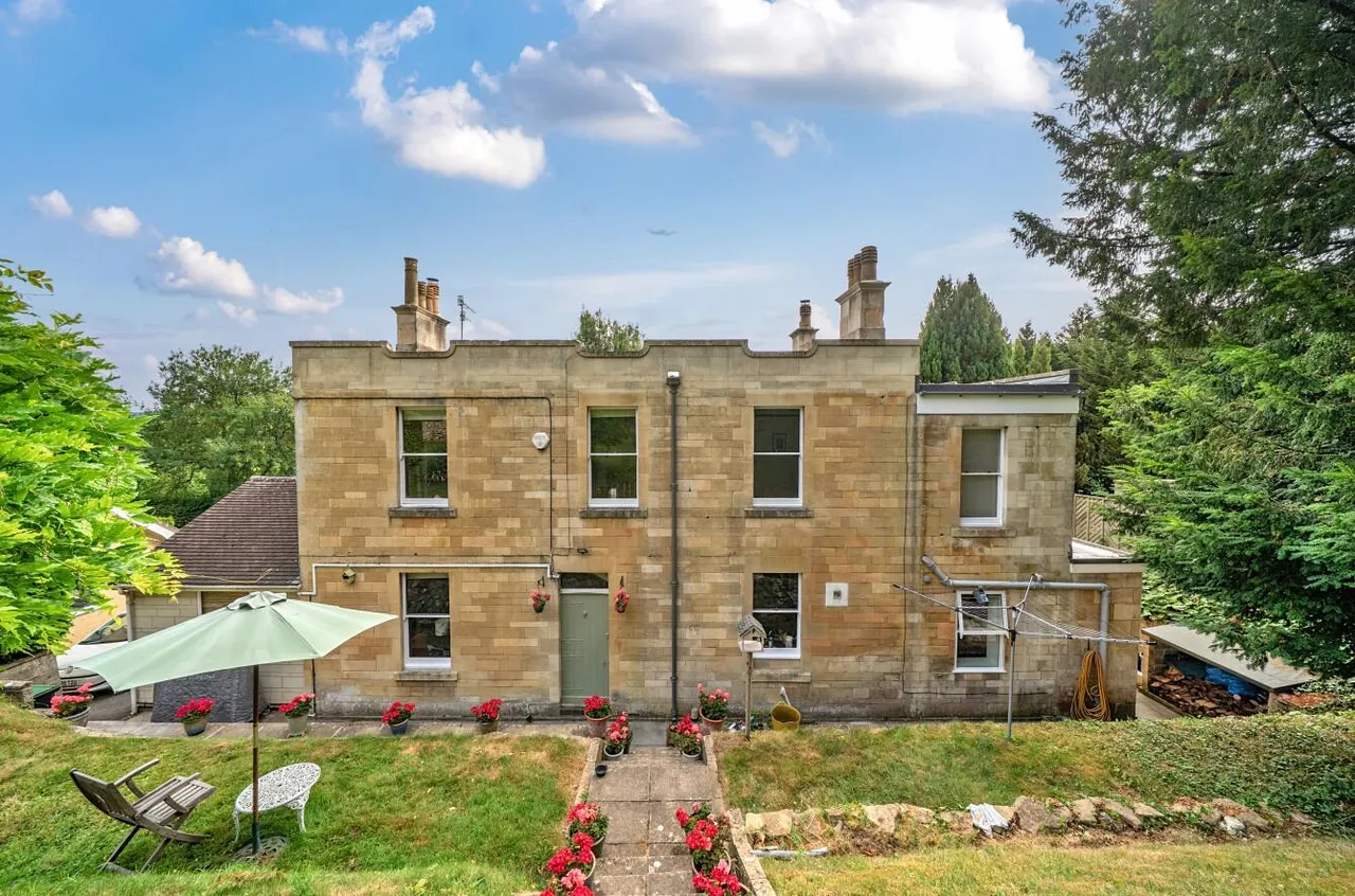Devizes Road, Box, SN13, photo 24