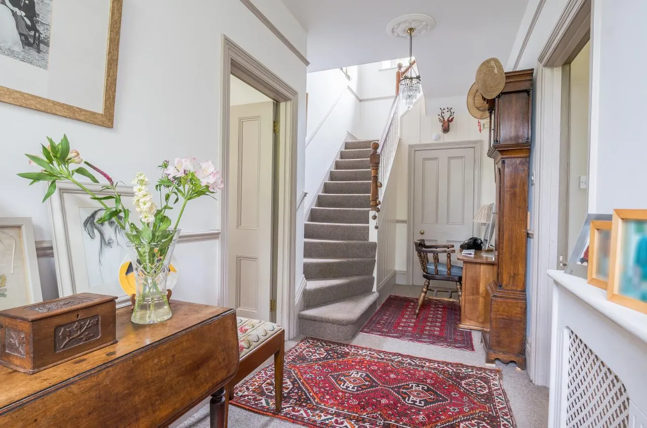 Devizes Road, Box, SN13, photo 3