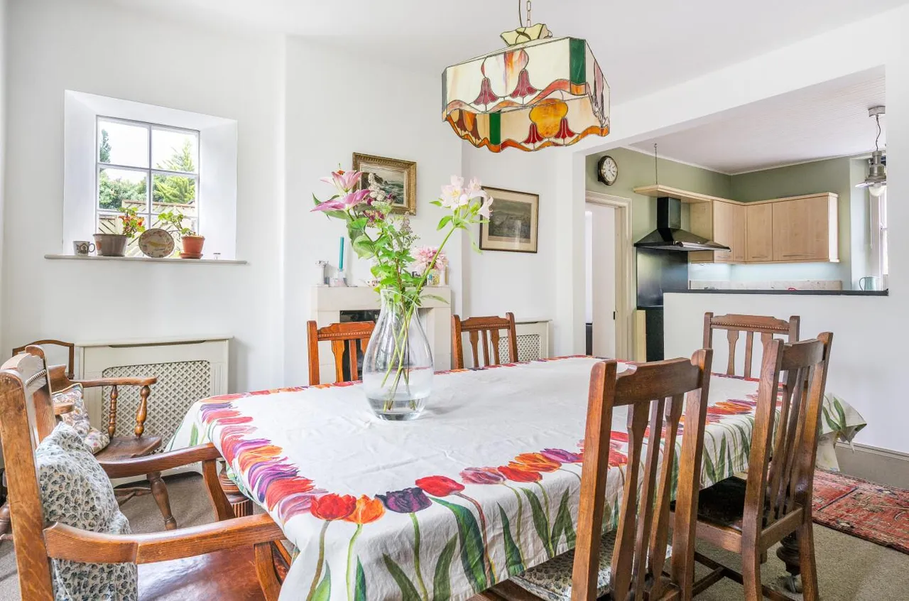 Devizes Road, Box, SN13, photo 9