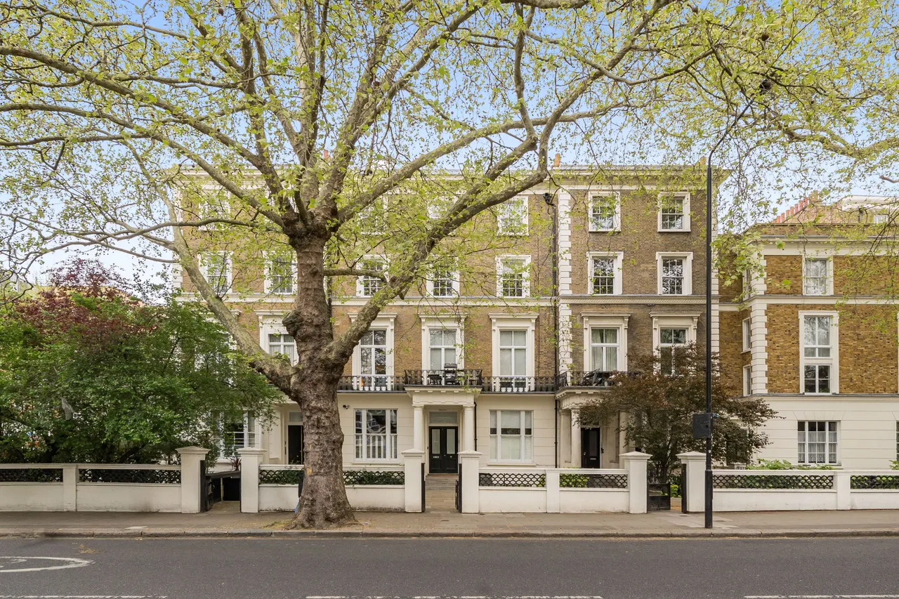 Flat 8, 66 Gloucester Gardens, London, photo 5