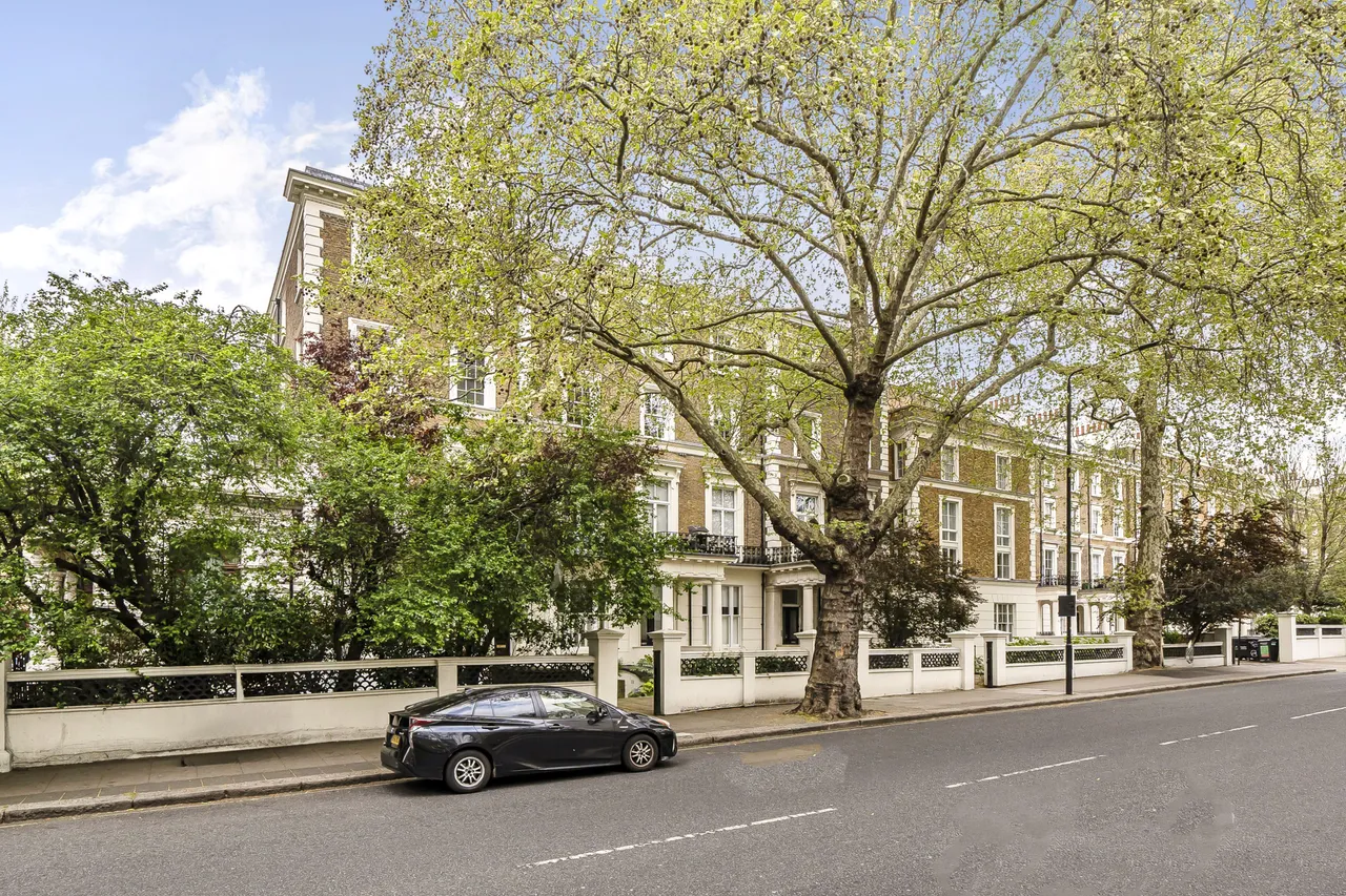 Flat 8, 66 Gloucester Gardens, London, photo 4