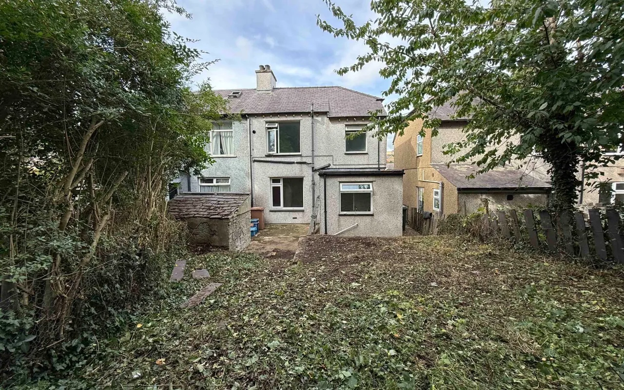 Caernarfon Road, Bangor, LL57, photo 6