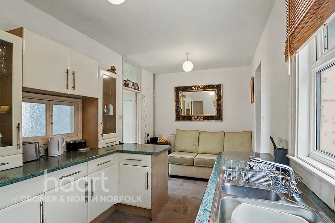 Victoria Terrace, Cromer, NR27, photo 5