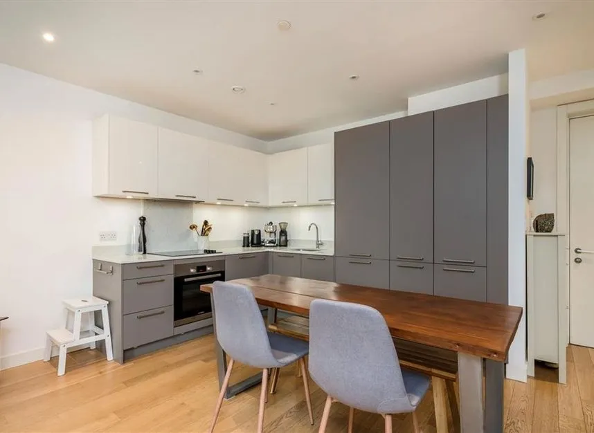 Southwark Bridge Road, Borough, SE1, photo 3