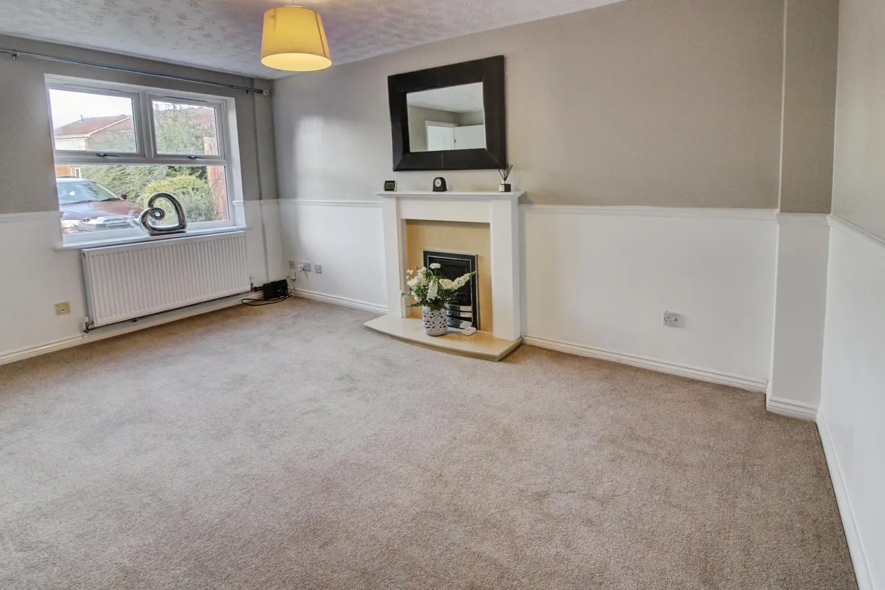 Ashdale Close, Cannock, WS12, photo 3