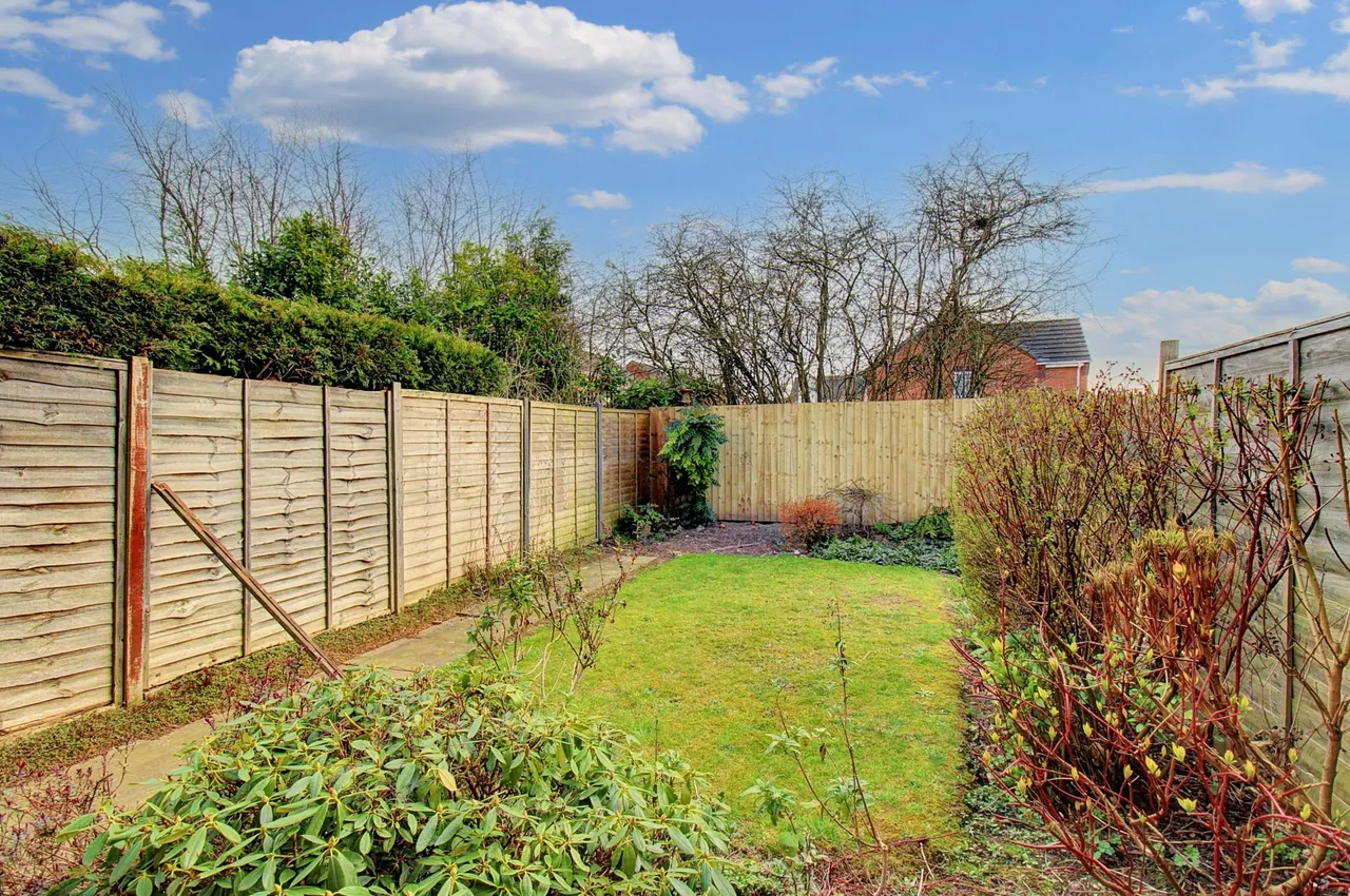 Ashdale Close, Cannock, WS12, photo 12