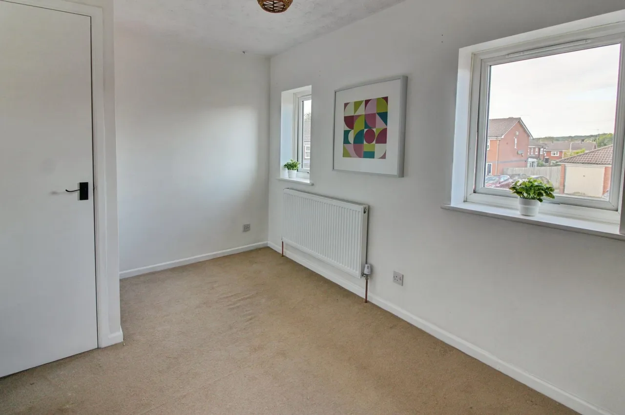 Ashdale Close, Cannock, WS12, photo 9