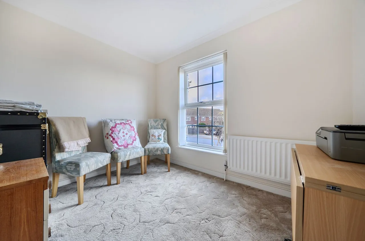 Alexander Close, Aldwick, PO21, photo 17