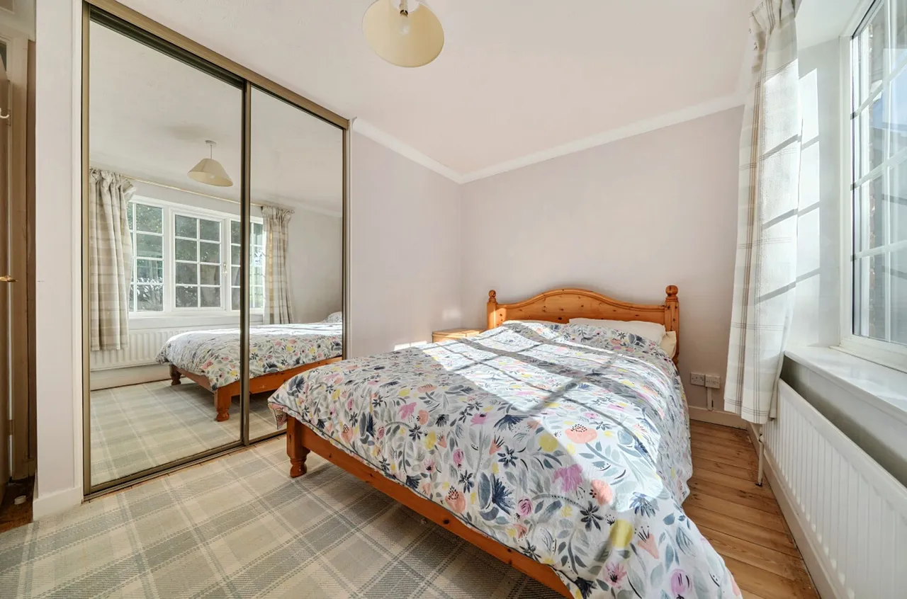 Alexander Close, Aldwick, PO21, photo 15