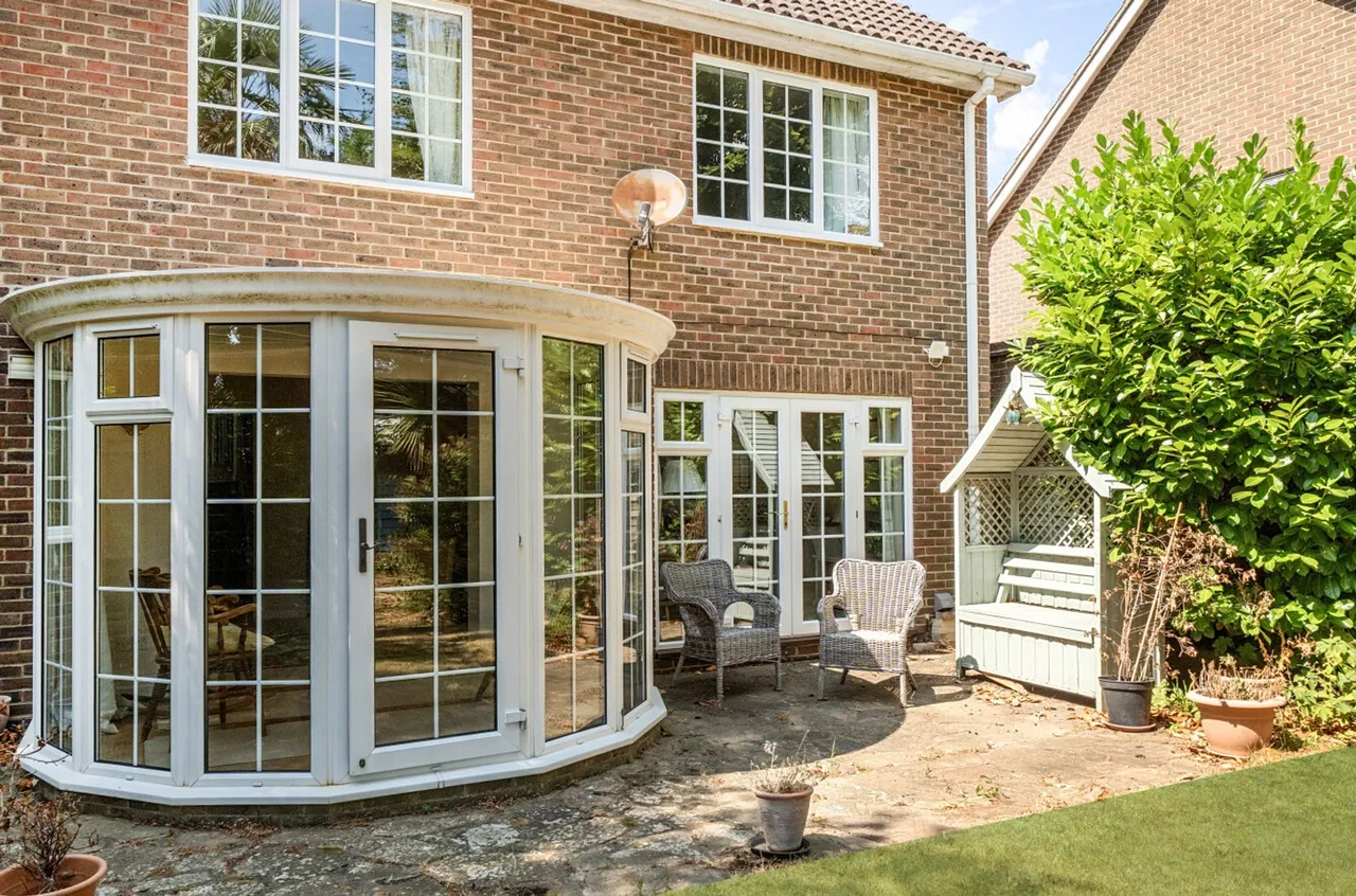 Alexander Close, Aldwick, PO21, photo 23