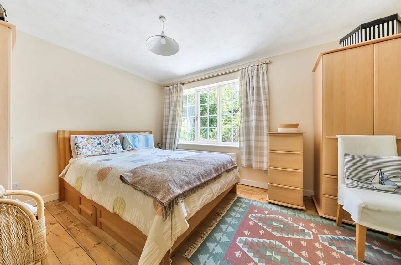 Alexander Close, Aldwick, PO21, photo 12