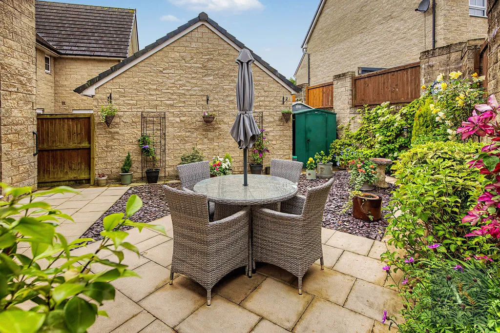 Shopwood Way, Littleborough OL15 9AN, photo 17