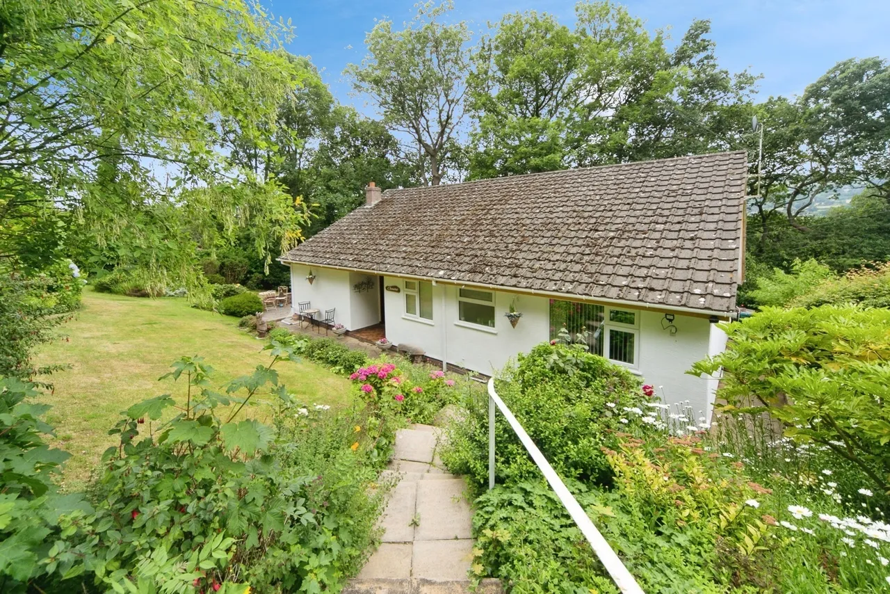 3 bed house for sale, Iolyn Park, Conwy, LL32