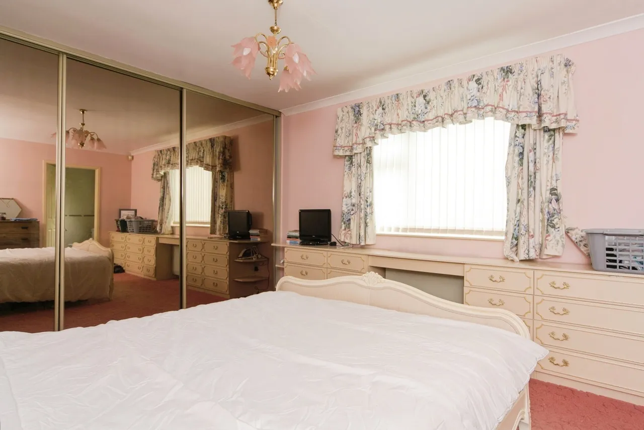 Iolyn Park, Conwy, LL32, photo 9
