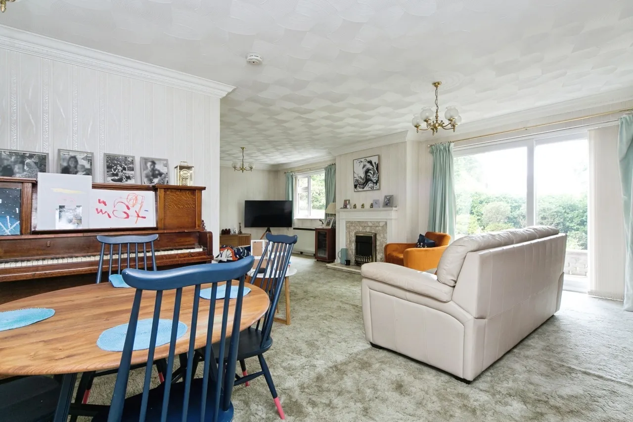 Iolyn Park, Conwy, LL32, photo 6
