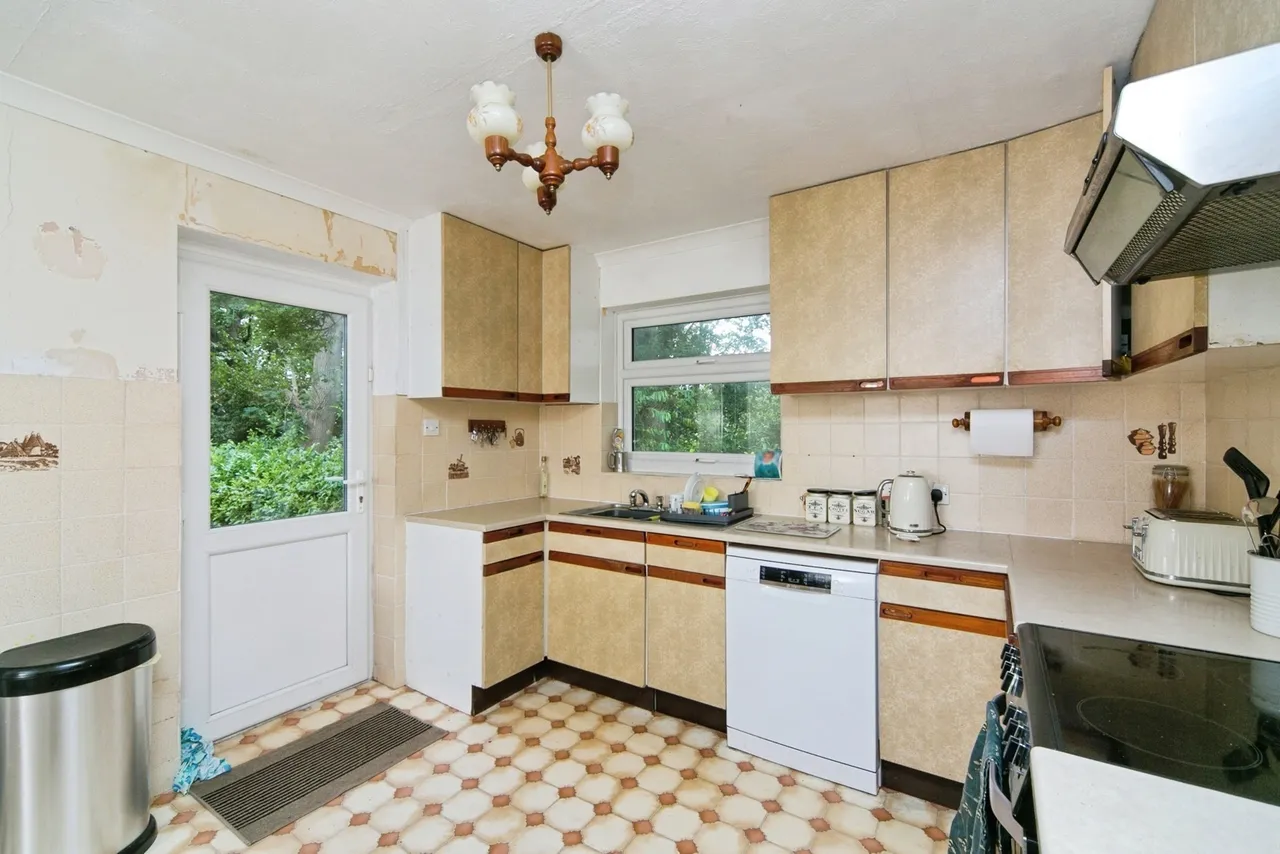 Iolyn Park, Conwy, LL32, photo 7