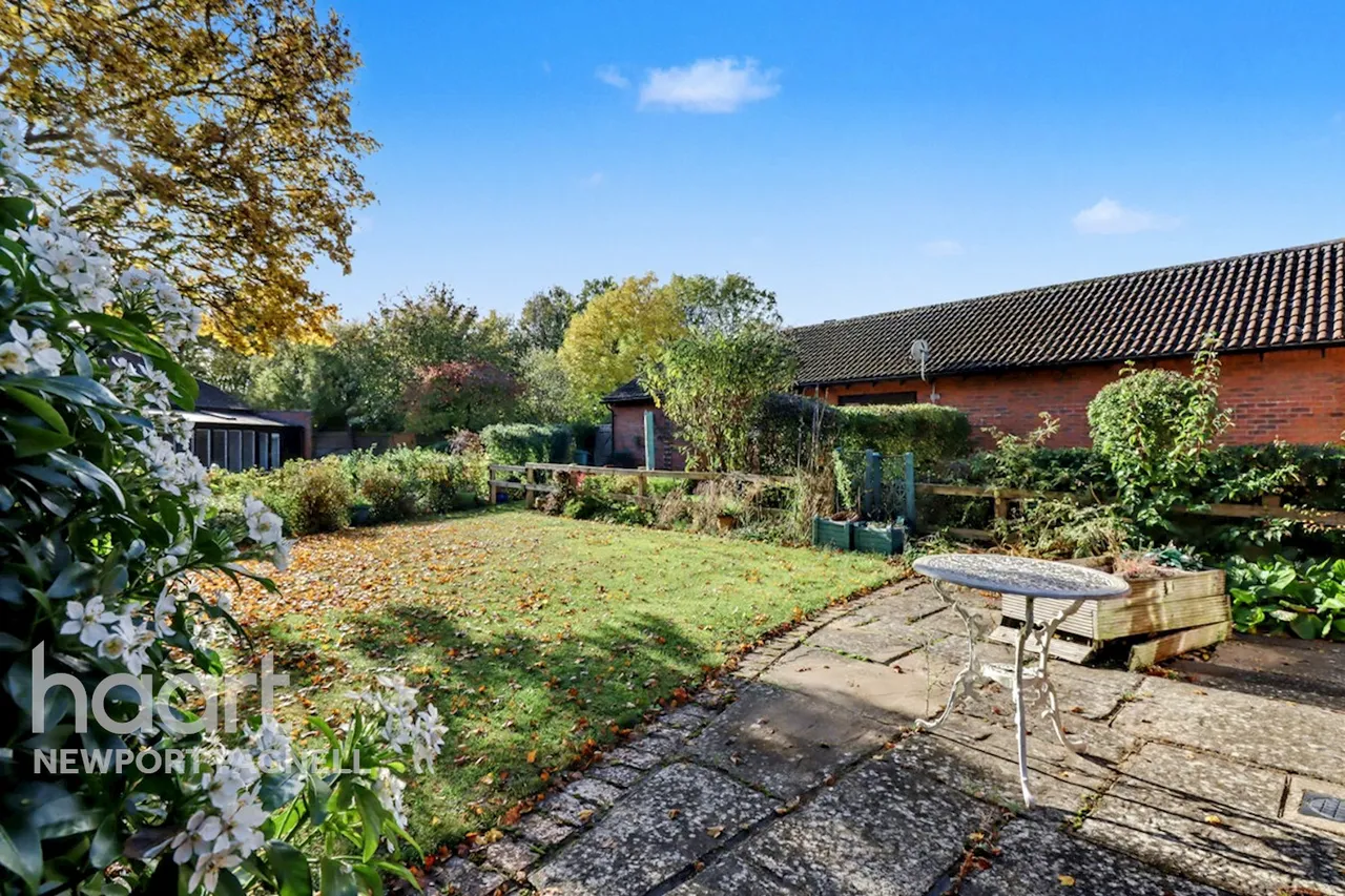 Portland Drive, Milton Keynes, MK15, photo 3