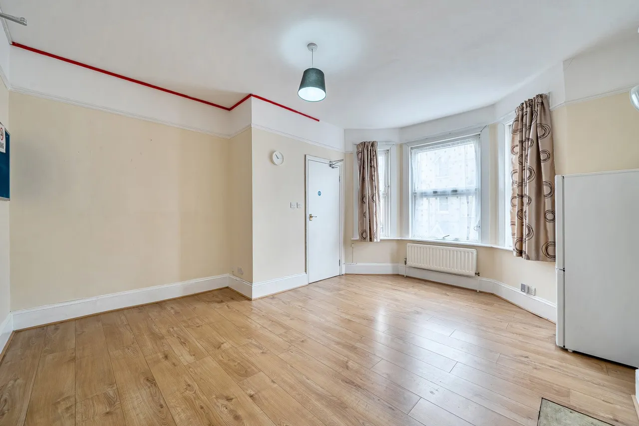 Essex Grove, SE19, photo 10
