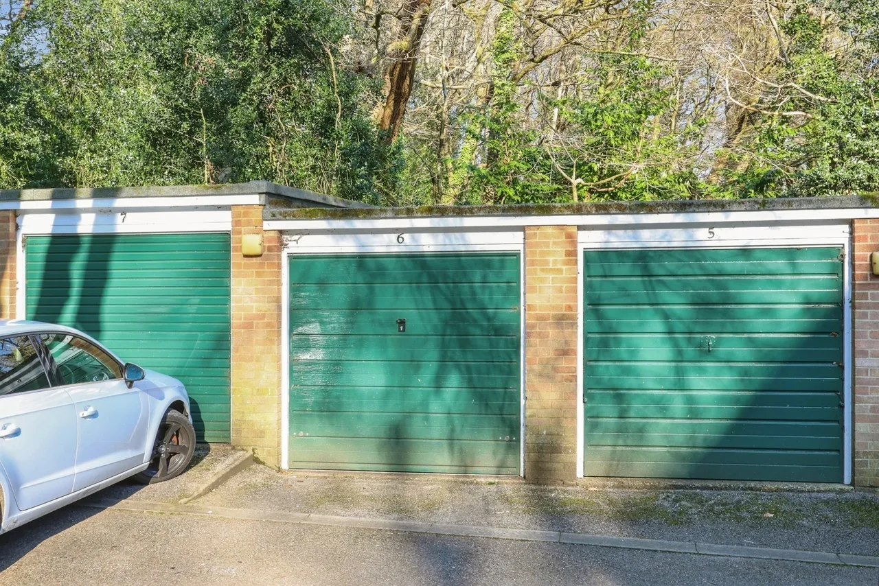 Wallace Road, Broadstone, BH18, photo 10