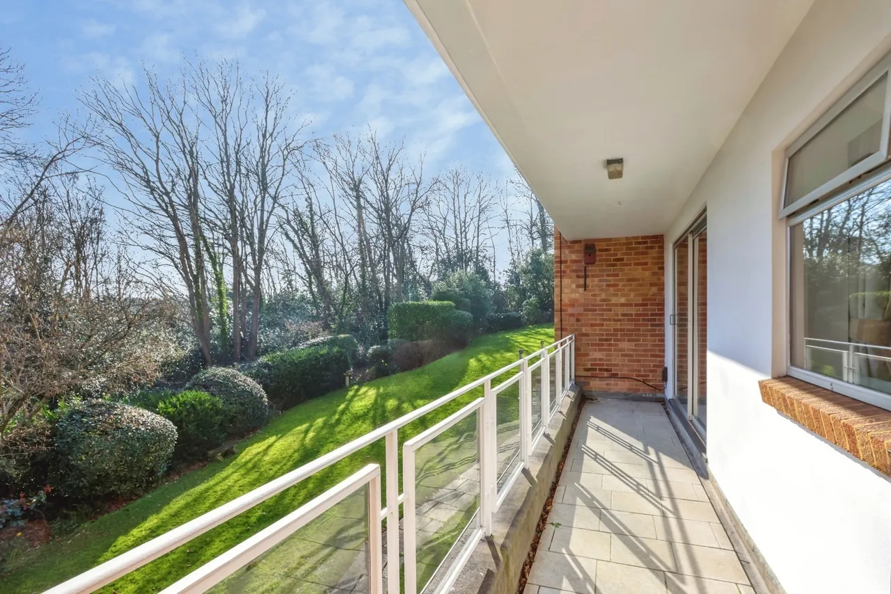 Wallace Road, Broadstone, BH18, photo 4