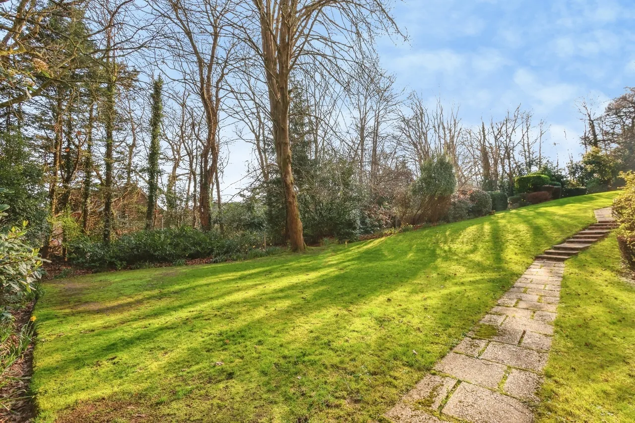 Wallace Road, Broadstone, BH18, photo 7