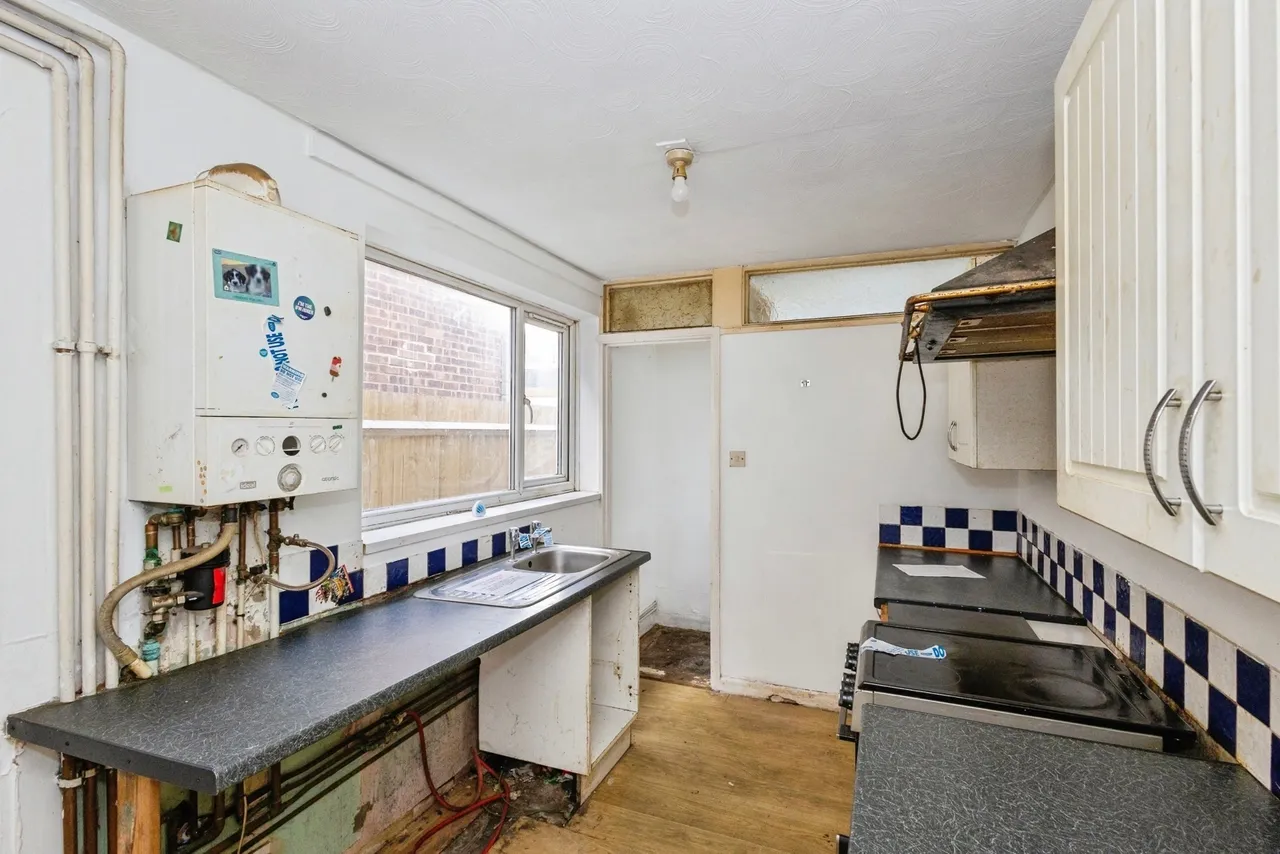 Binsteed Road, Portsmouth, PO2, photo 6