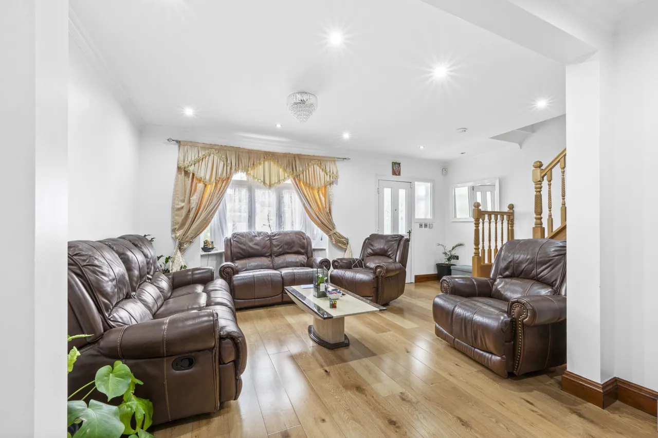4 bed house to rent, The Crescent, New Malden, KT3