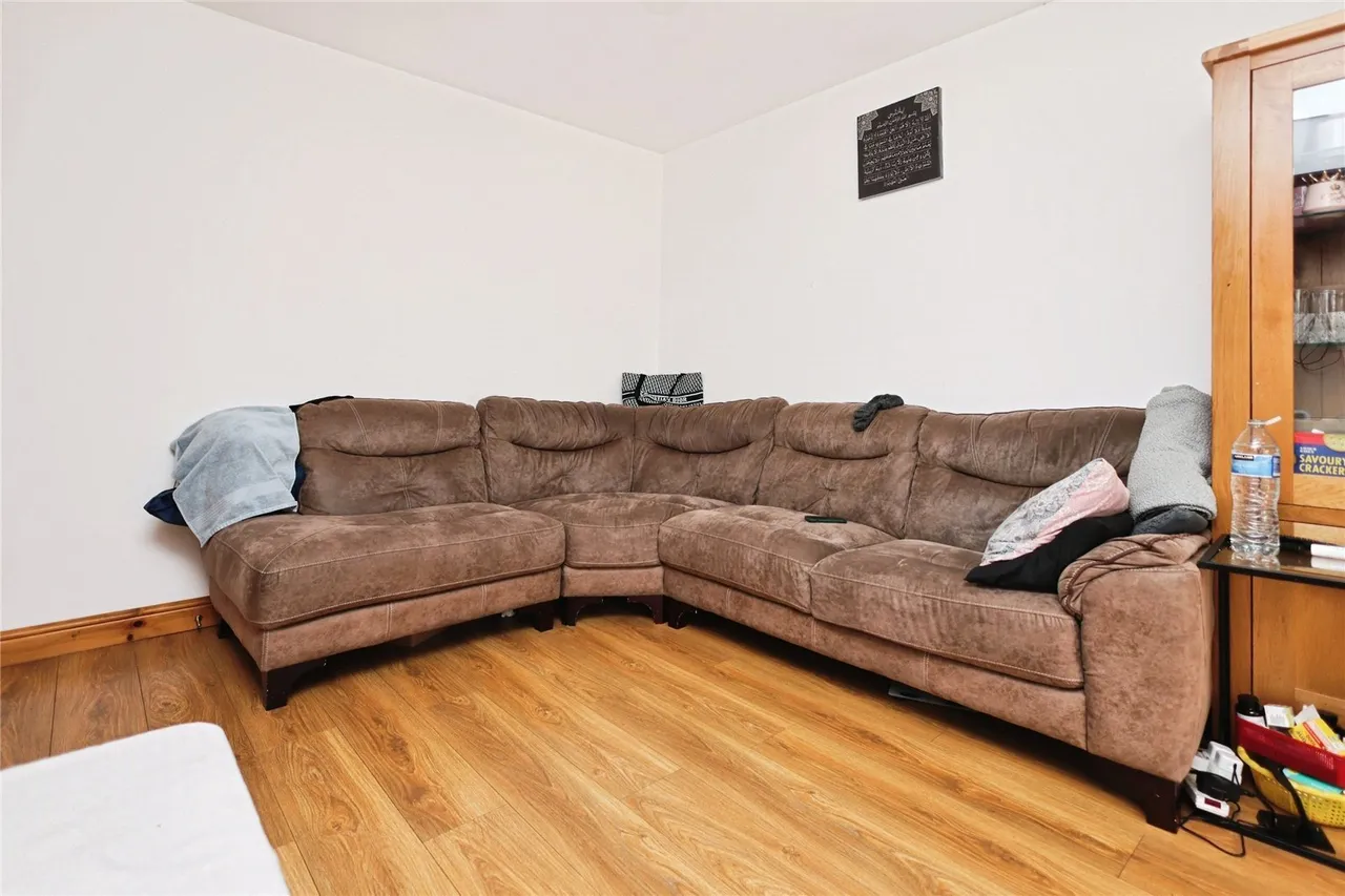Ward Close, Birmingham, B8, photo 4