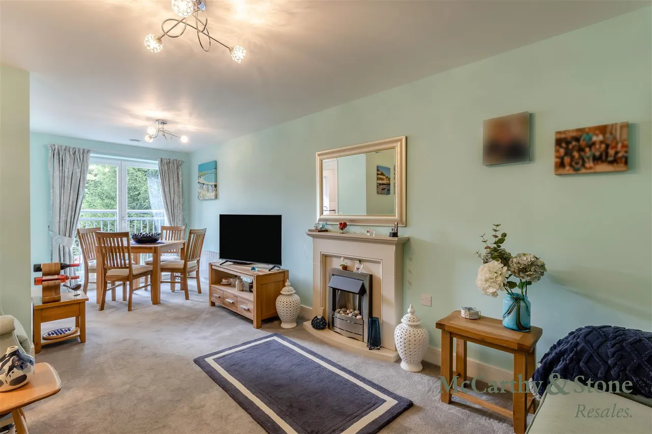 2 bed flat for sale, St. Catherines Road, Grantham, NG31