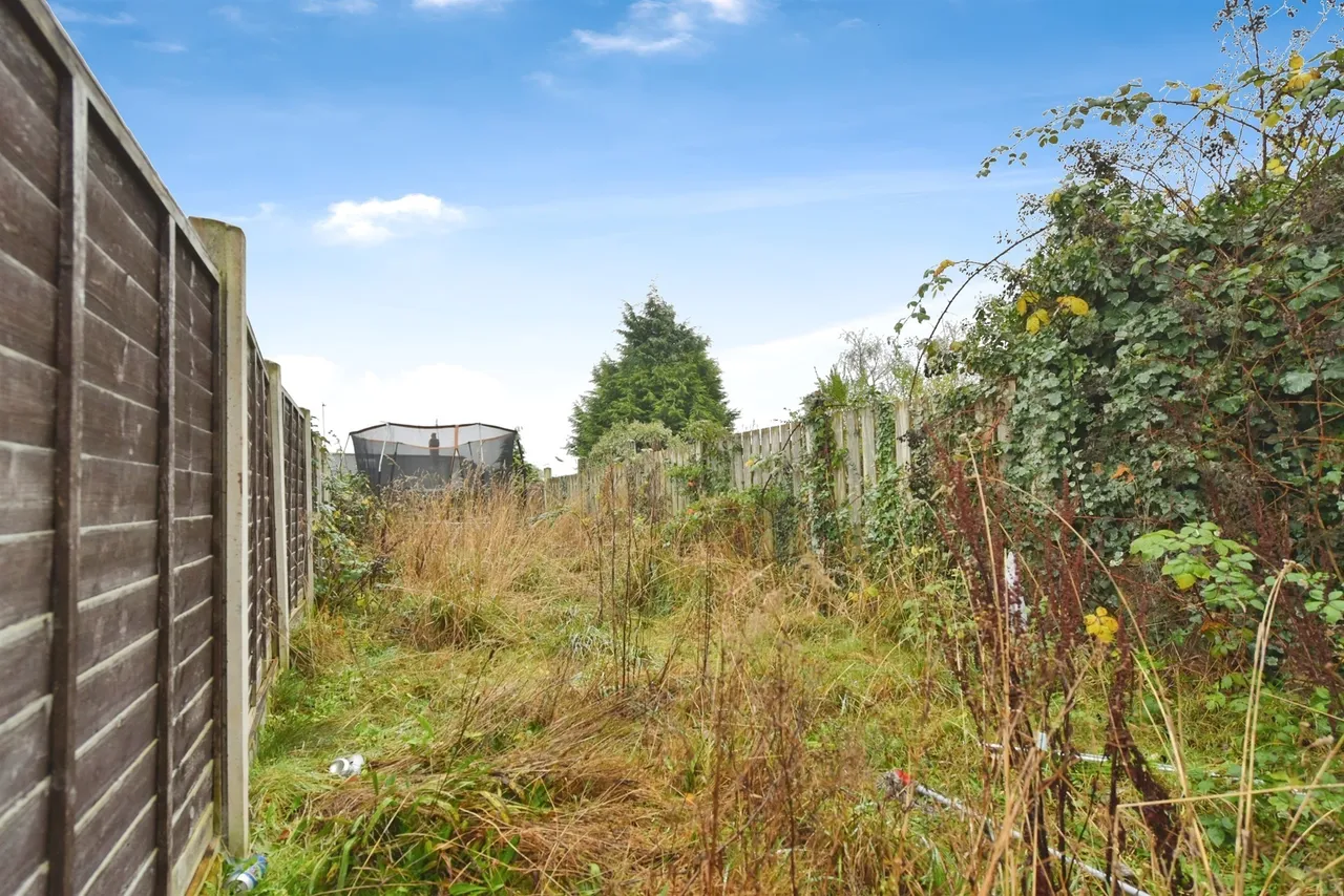 Doncaster Road, East Dene, S65, photo 8