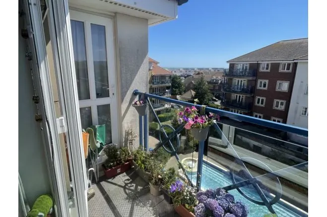 Dominica Court, Eastbourne, BN23, photo 7