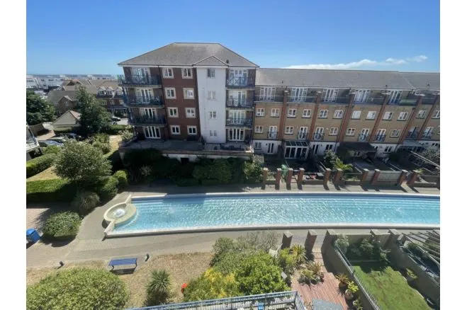 Dominica Court, Eastbourne, BN23, photo 5
