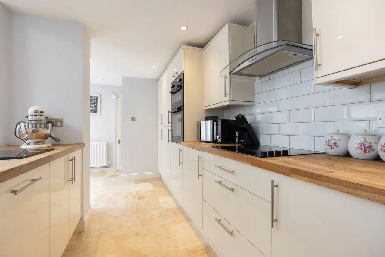 Bouncers Lane, Prestbury, GL52, photo 10