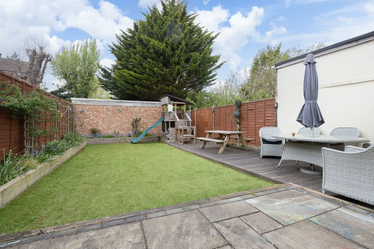 Bouncers Lane, Prestbury, GL52, photo 3