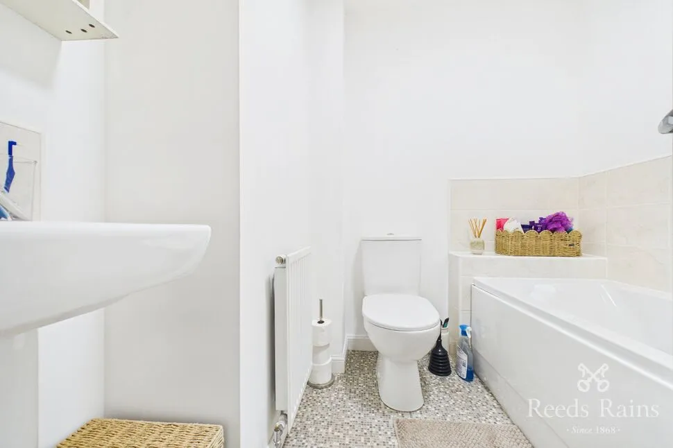 Pudding Lane, Hyde, SK14, photo 9