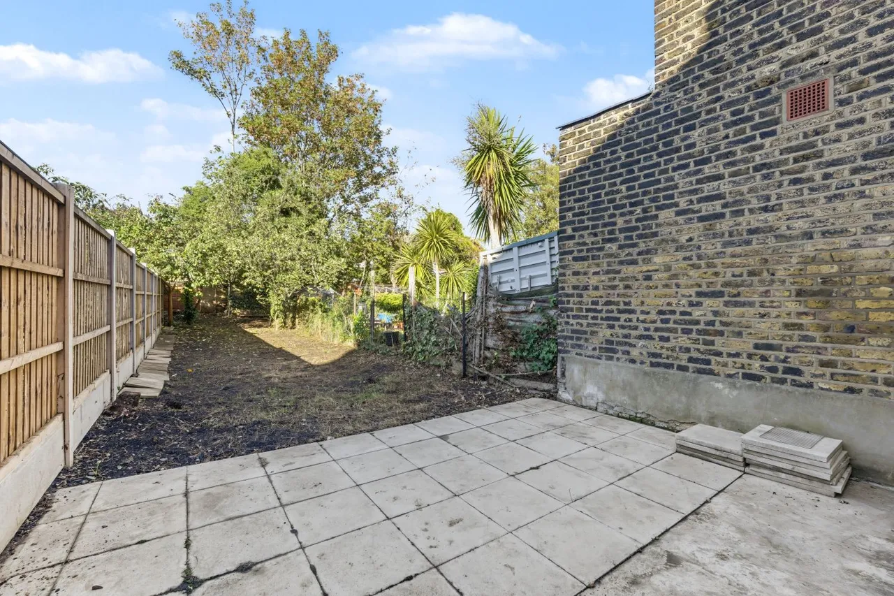 East Road, Stratford, E15, photo 16