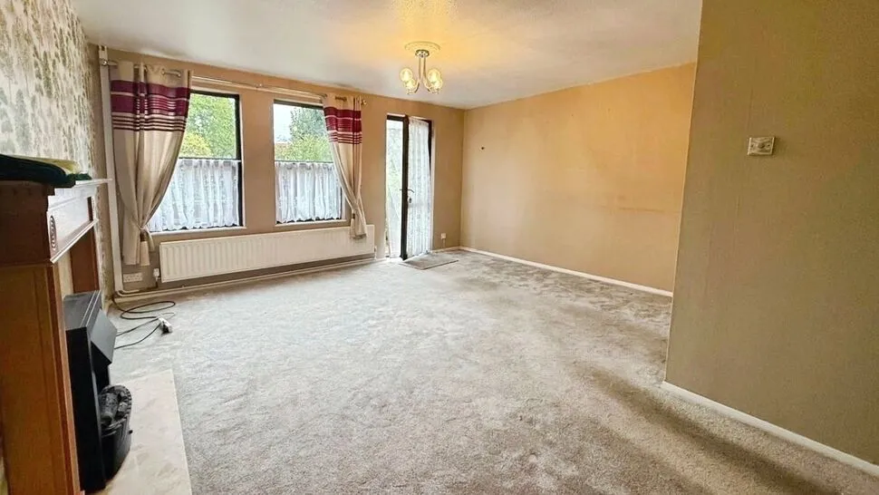 Fieldfare Road, London, SE28, photo 3