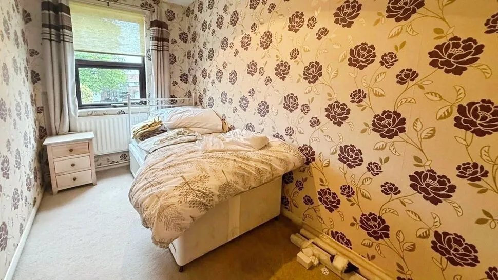 Fieldfare Road, London, SE28, photo 10