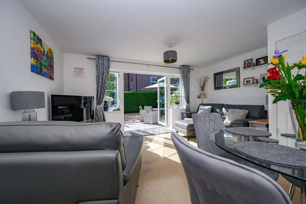 Clarkes Road, Hatfield AL10 0HL, photo 12