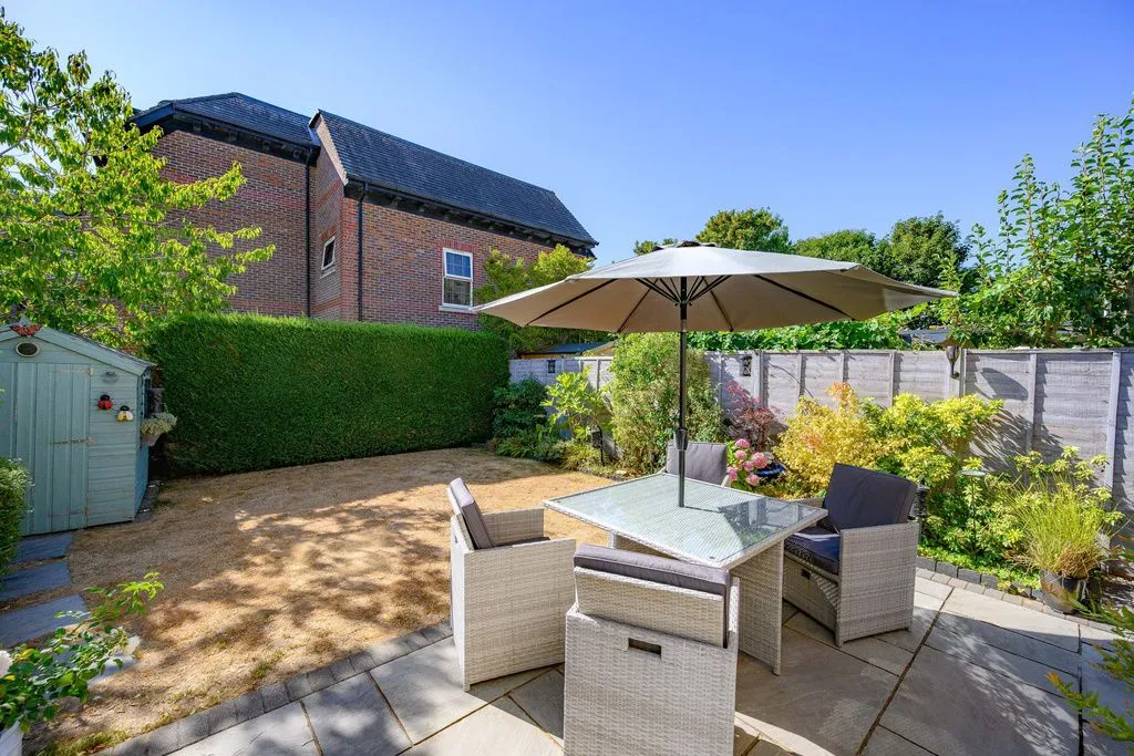 Clarkes Road, Hatfield AL10 0HL, photo 23