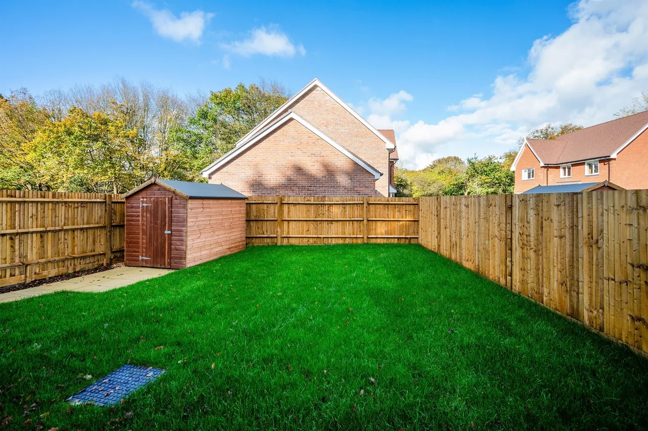 Spring Bank, Haywards Heath, RH16, photo 2