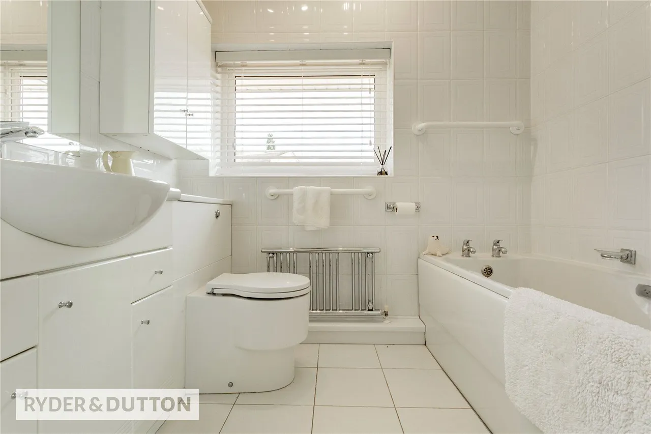 Tandlewood Park, Royton, OL2, photo 14