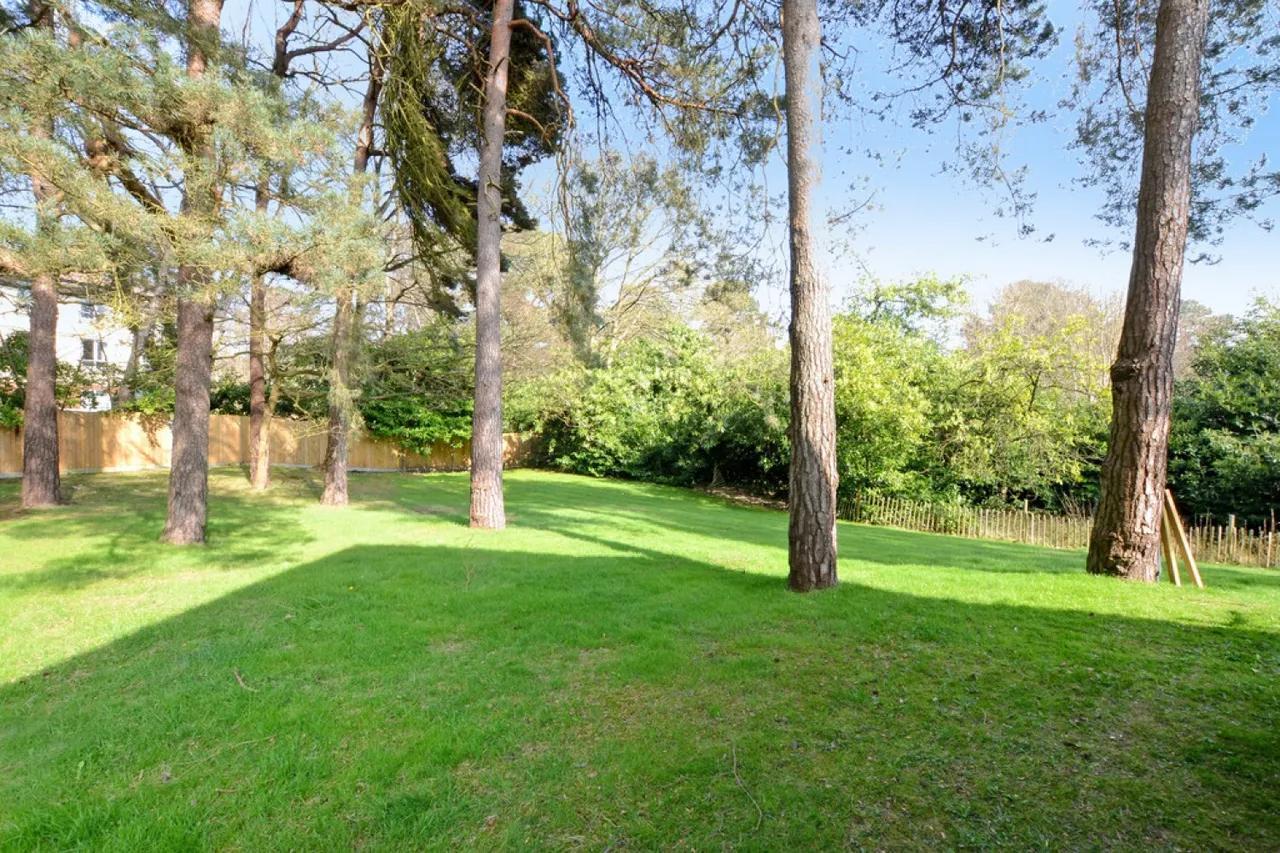 North Minden House, Deepcut, GU16, photo 12
