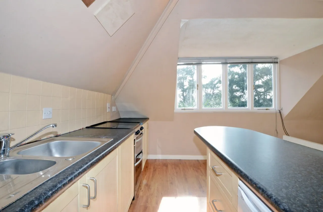 North Minden House, Deepcut, GU16, photo 8