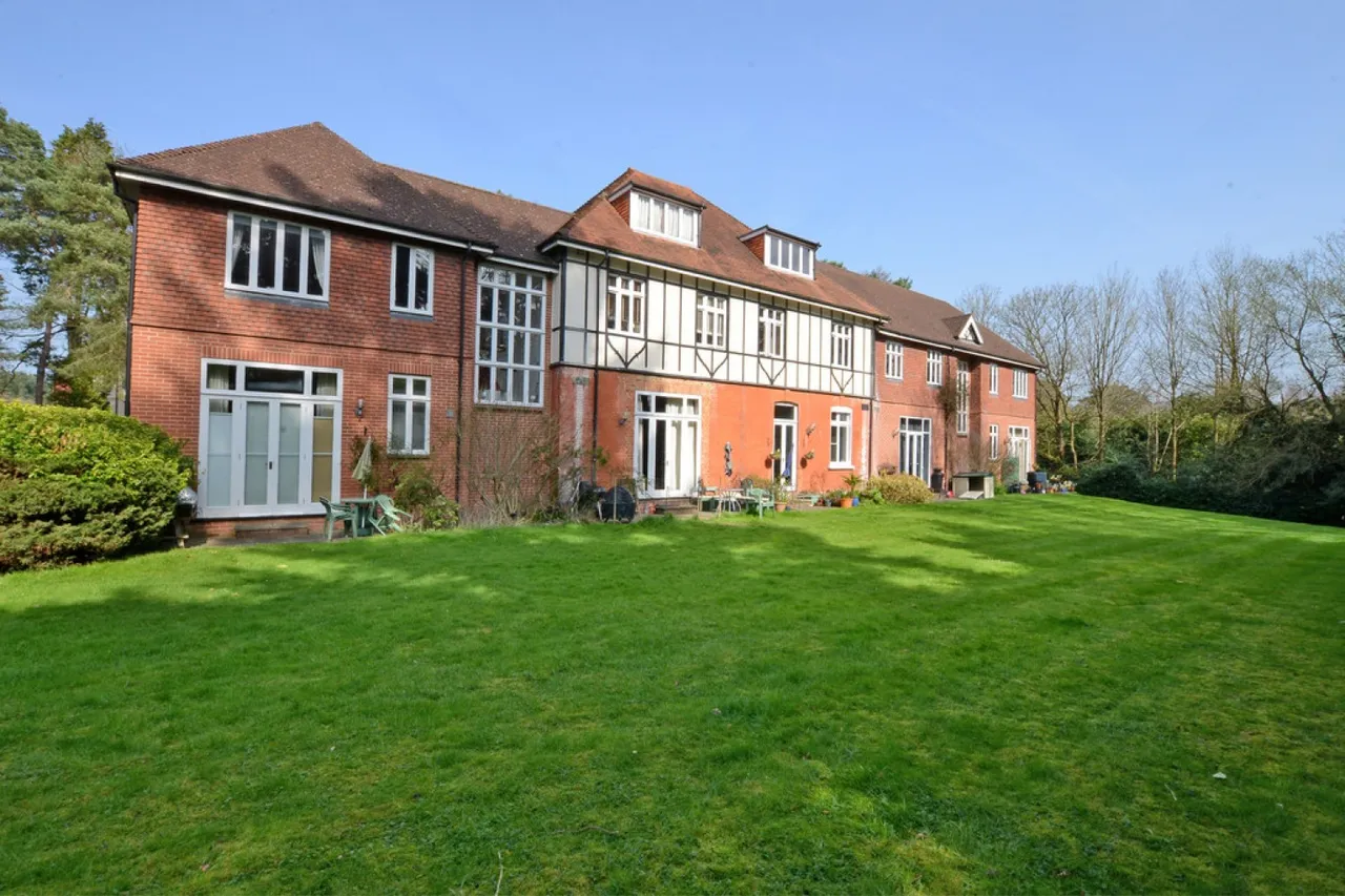 North Minden House, Deepcut, GU16, photo 10