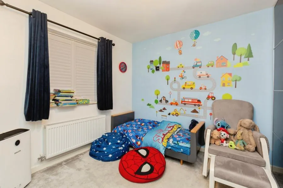 Claygate Corner, Aylesbury, HP18, photo 13