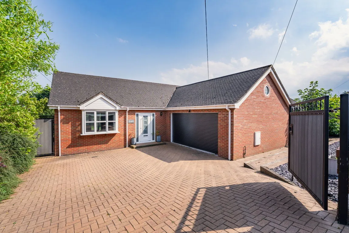 Cymau, Wrexham, LL11 5EW, photo 26