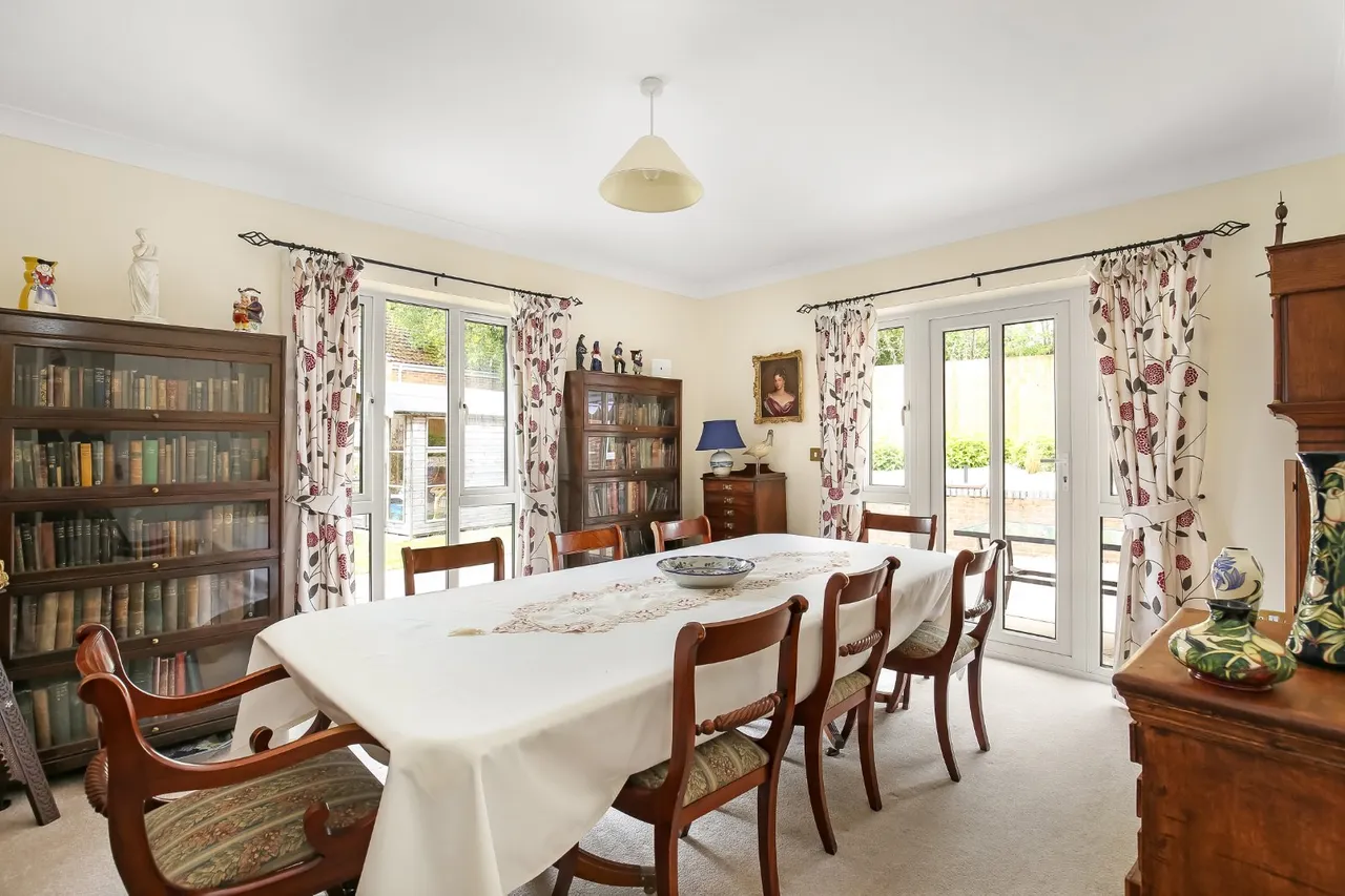 Nahalsen Close, Porton, Salisbury, Wiltshire, SP4 0NX, photo 4