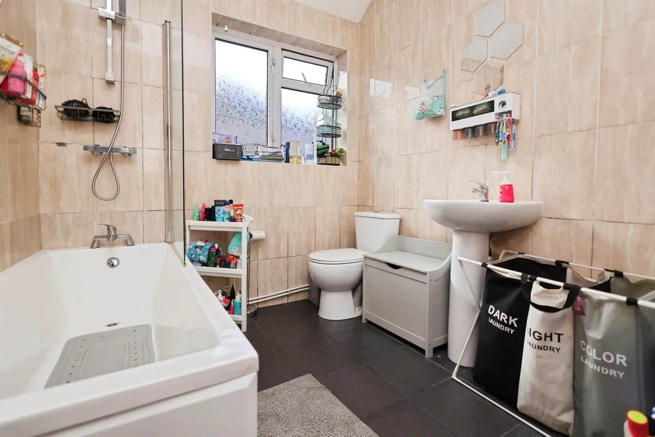 Gorsty Hill Road, Rowley Regis, B65, photo 6