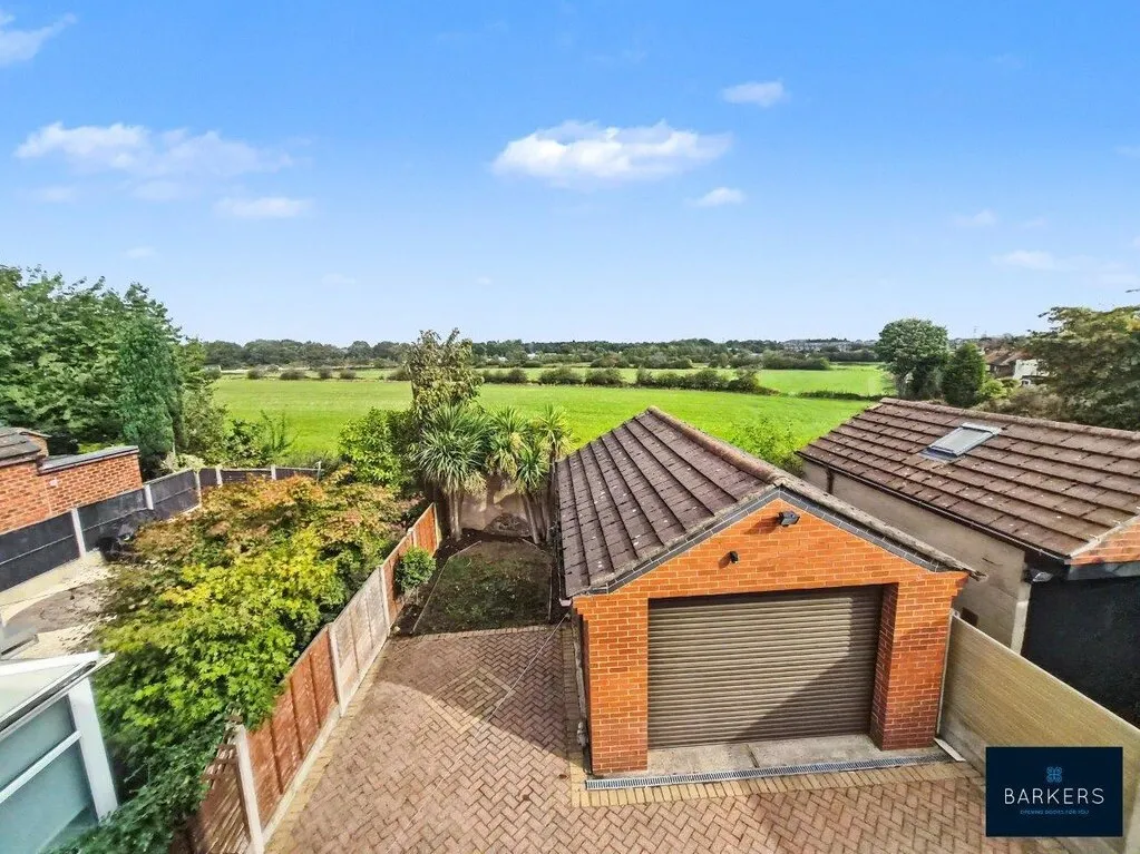 Casson Avenue East Ardsley, Wakefield, WF3, photo 2